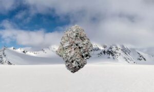 Hoth OG strain bud