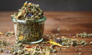 Herbal blend to roll a tea joint